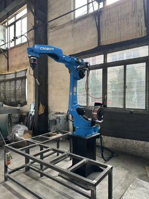 Industrial Robotic Welding Machine 4 Position Easy Install High Accuracy